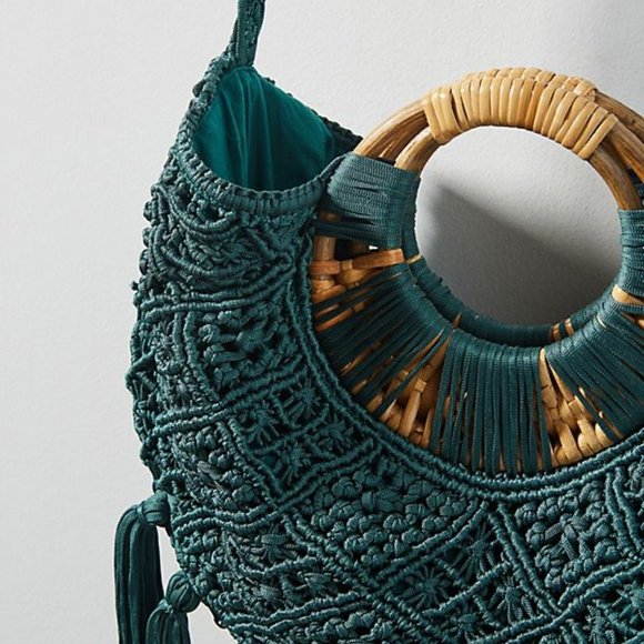 Cleobella Buenos Crossbody Bag - Picture 3 of 9